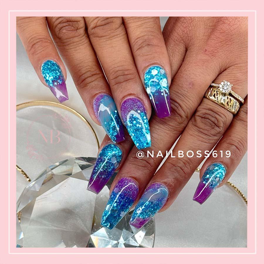 Minimalist nail design